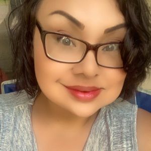 Meet your Posher, Josie